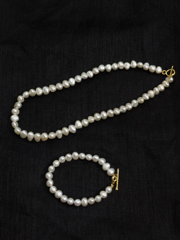 Natural Freshwater Pearl Jewelry Set