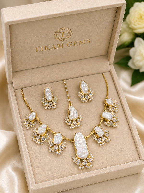 Modern Baroque Pearl Collar Necklace Set