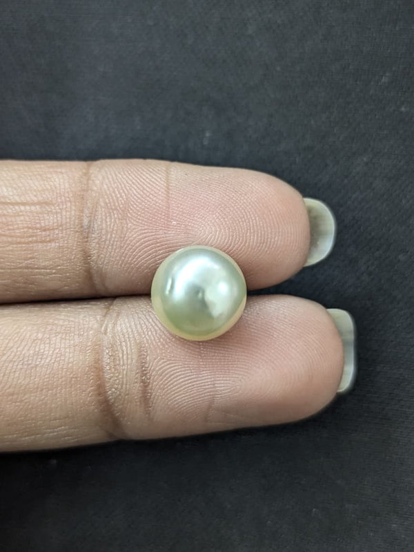 South Sea Pearl~6 Cts