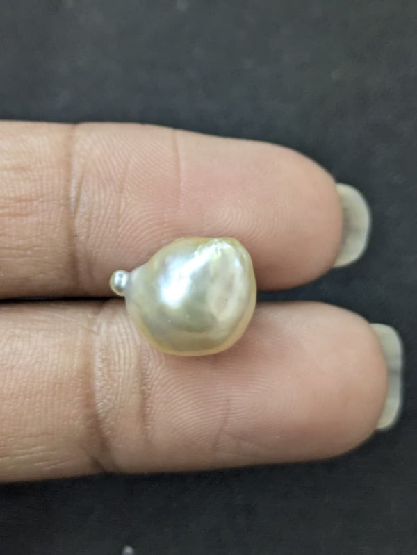 South Sea Pearl~6.95 Cts