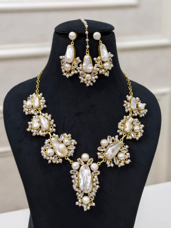 Elegant Baroque Pearl Wedding Necklace Set