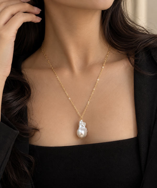 Baroque Pearl Pendant Chain