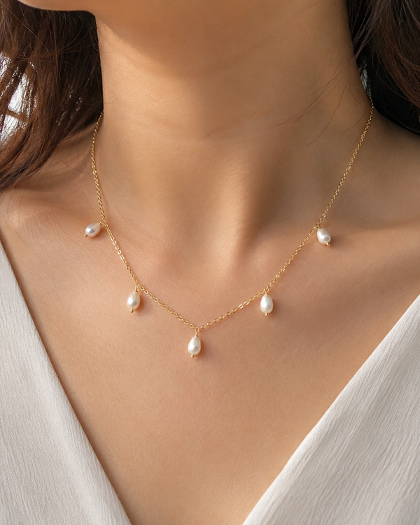 Elegant Freshwater Pearl Drop Necklace