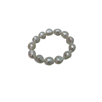 Dainty Baroque Pearl Bracelet