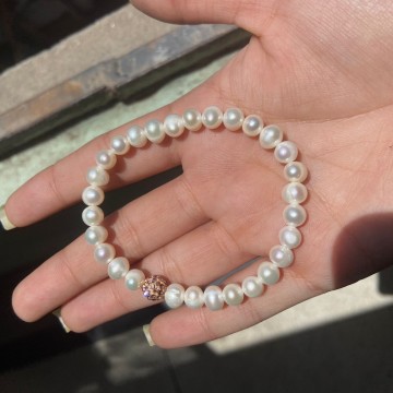 Natural Freshwater Pearl...