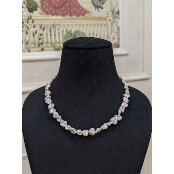 Elegant Keshi Pearl...