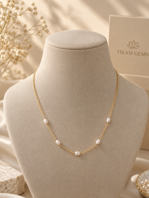 Minimalist Rice Pearl Necklace