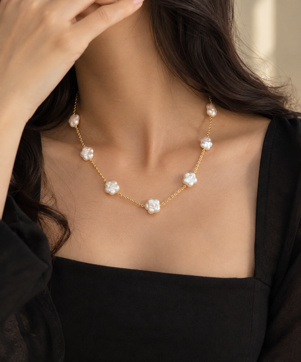 Minimalist Pearl Necklace