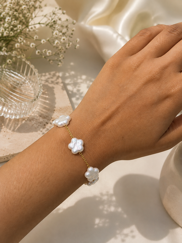 Natural Freshwater Flower Pearl Bracelet