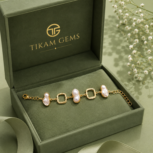 Minimalist Baroque Pearl Bracelet