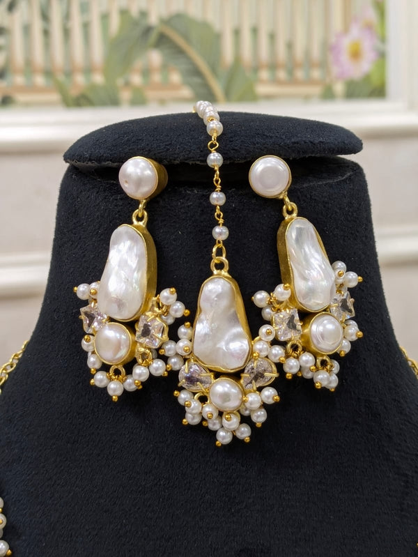 Elegant Baroque Pearl Wedding Necklace Set